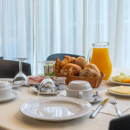 Otel Azinheira By Ridan 3*