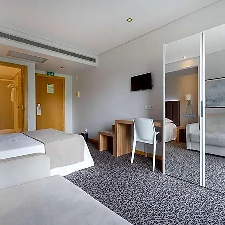 Hotel Azinheira By Ridan Hotels
