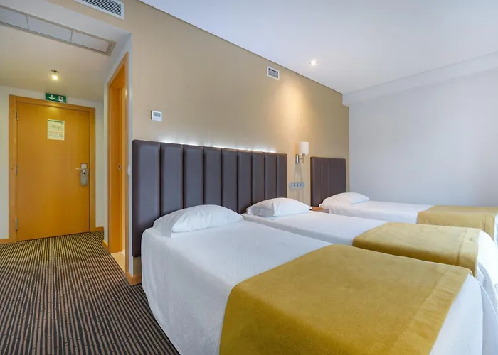 Hotel Azinheira By Ridan 3*